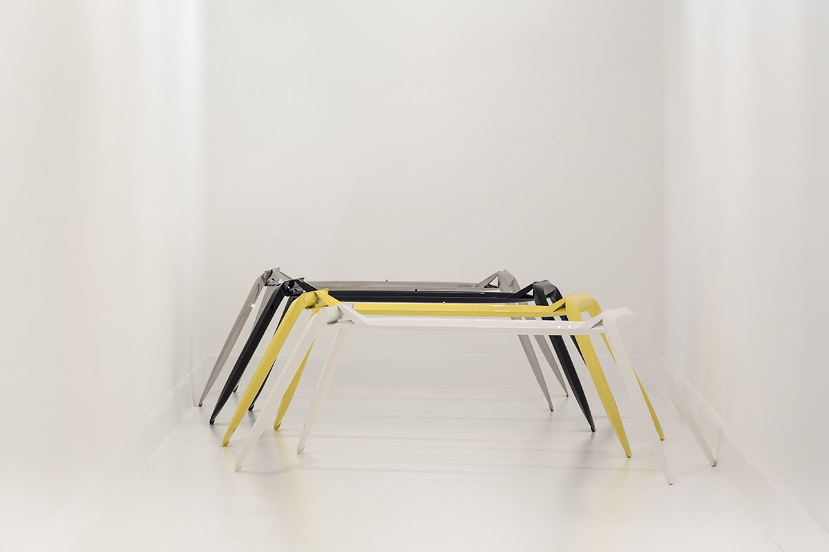 Nogi-fidu-table-01
